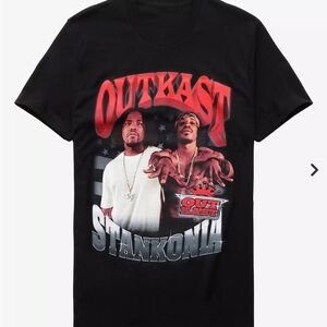 Hot Topic Black Outkast Graphic Tee